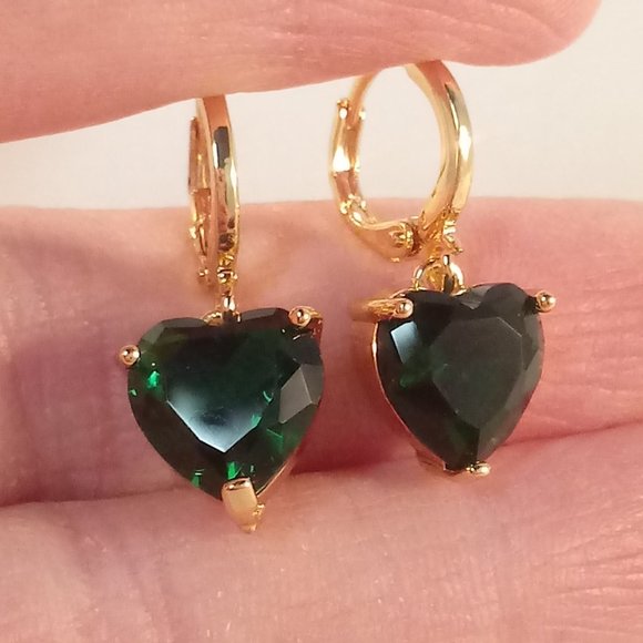 18K Yellow Gold Filled Emerald Green Diamond Zircon Heart Dangle Earrings 3.16ct - Picture 1 of 3